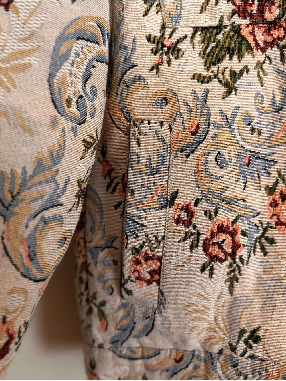 Copper Key Cream Tapestry Jean Jacket with Blue Scrolls & Red Floral - Picture 4 of 8